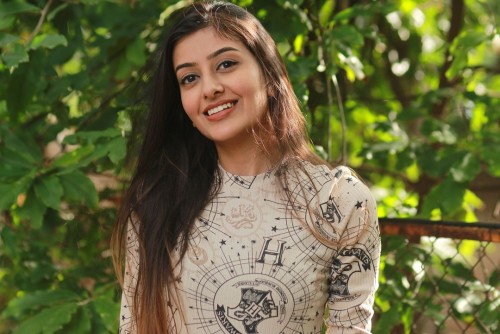 NEWBIE SURBHI MITTAL MARKS HER TELEVISION DEBUT IN THE LEAD ROLE OF ‘SHIVIKA’ IN ZEE PUNJABI’S NEW SHOW TITLED ‘SHIVIKA’ #updatepunjab.com