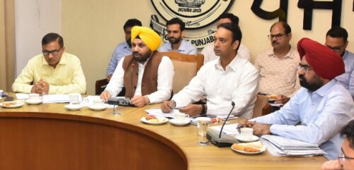 Punjab PWD Minister Harbhajan Singh ETO Holds Meeting with SDMs & DROs; Reviews National Highways Land Acquisition Progress