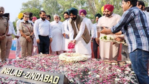 Laljit Singh Bhullar hoists tricolour in Ferozepur on Independence Day