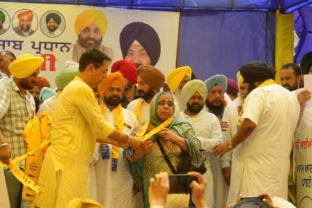 ਮਜੀਠਾ ਵਿਧਾਨ ਸਭਾ ਹਲਕੇ ਦੇ ਕਈ ਪ੍ਰਮੁੱਖ ਸਰਪੰਚ