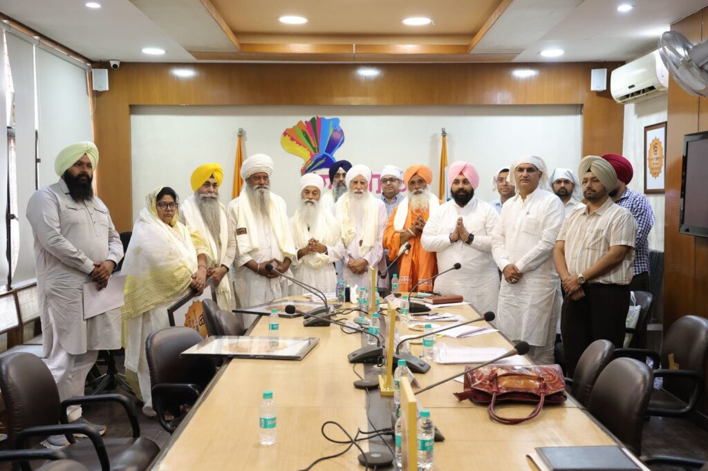 WhatsApp Image 2025-10-03 at 7.08.32 PM