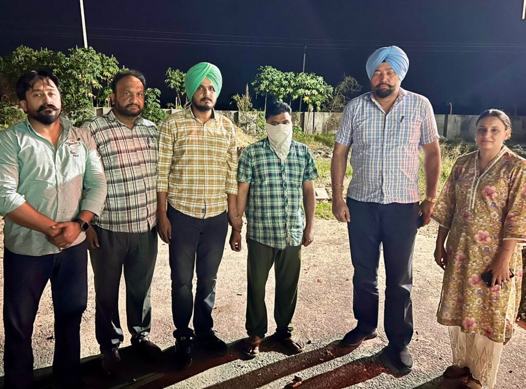 WhatsApp Image 2025-10-27 at 6.35.17 PM