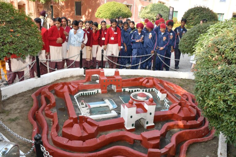 WhatsApp Image 2025-11-22 at 5.30.31 PM (1)